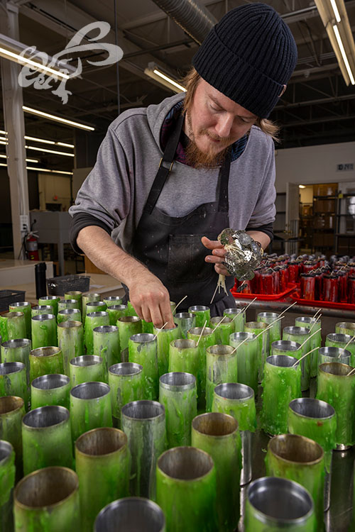 BEN POURING PILLARS 01